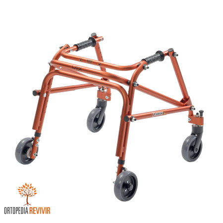 Andador posterior pediátrico